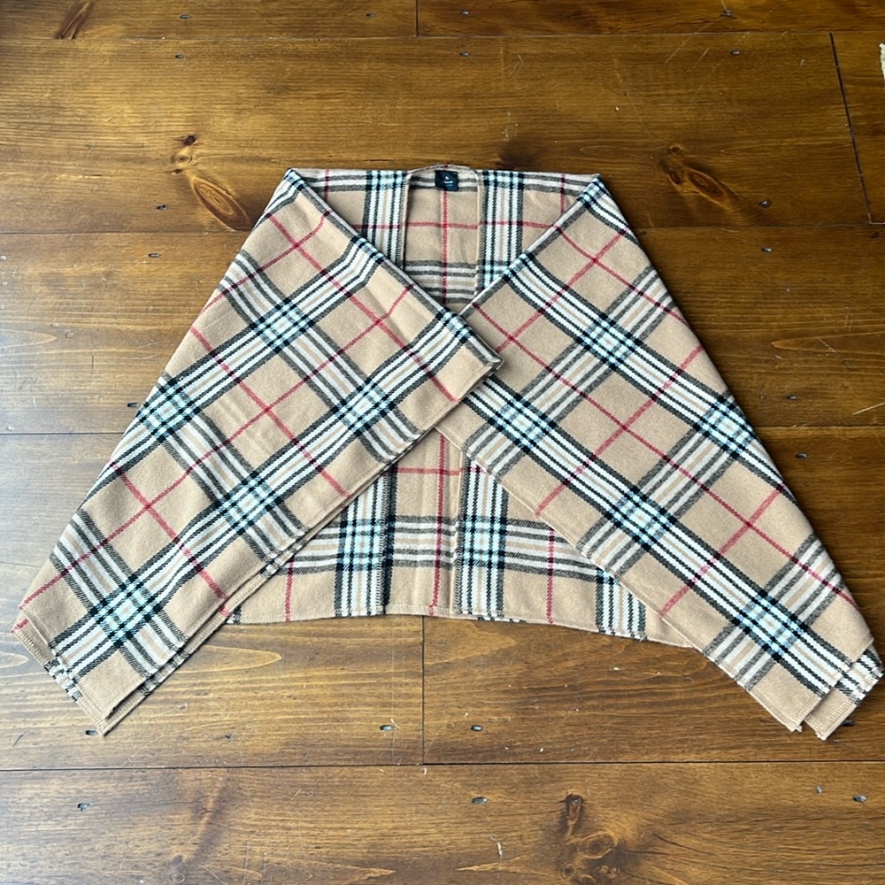 V. FRAAS Tan Tartan Plaid Women's Shawl Cape